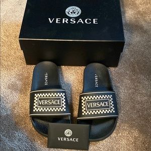 Versace boys slides size 31-32